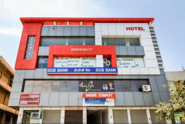 Amber Hotel Barmer Exteriér fotografie